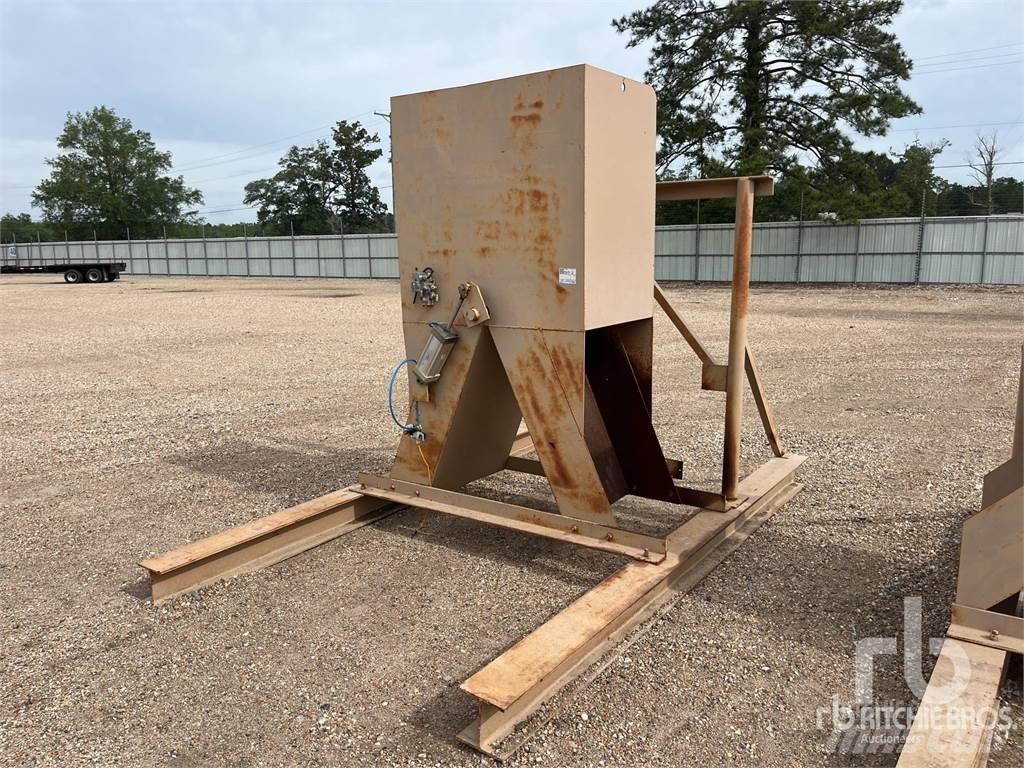  4 ft x 2.5 ft Feeders
