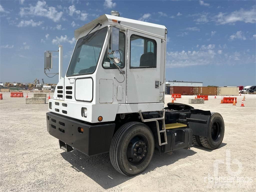  4x2 Conventional Trucks / Tractor Trucks