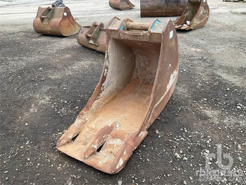  700 mm Digging Buckets