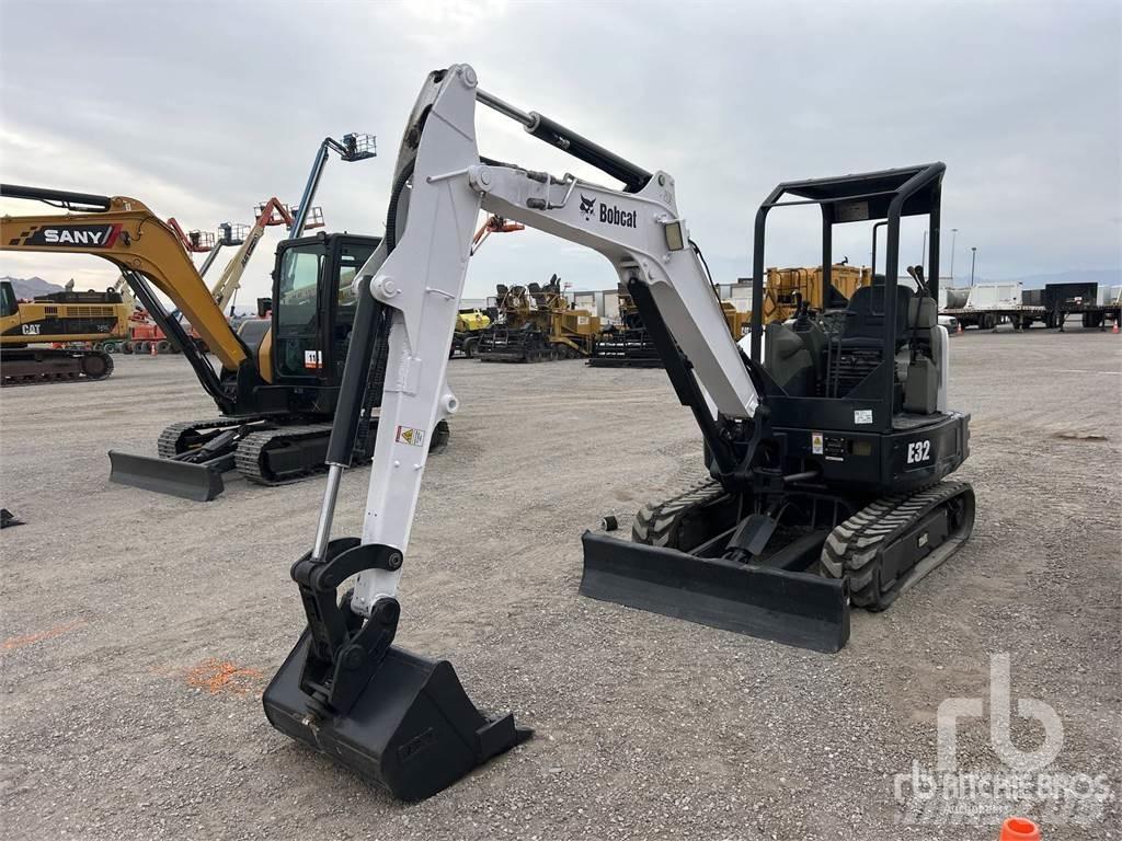 Bobcat E32 Mini Excavators <7t (Mini Diggers)