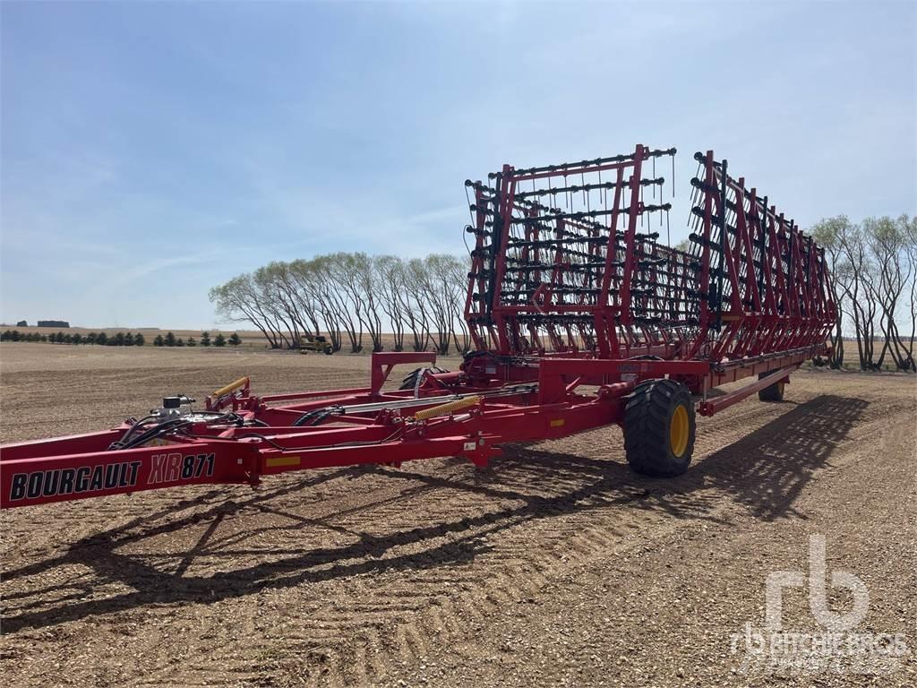Bourgault XR871 Harrows