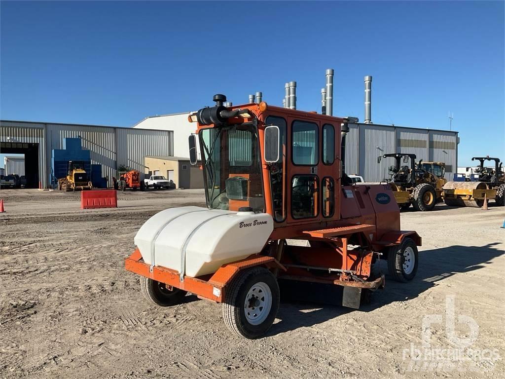 Broce CRT350 Indoor sweepers