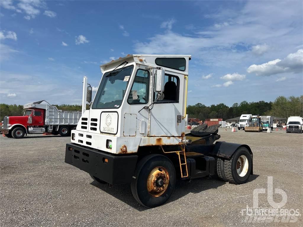 Capacity TJ5000 Conventional Trucks / Tractor Trucks
