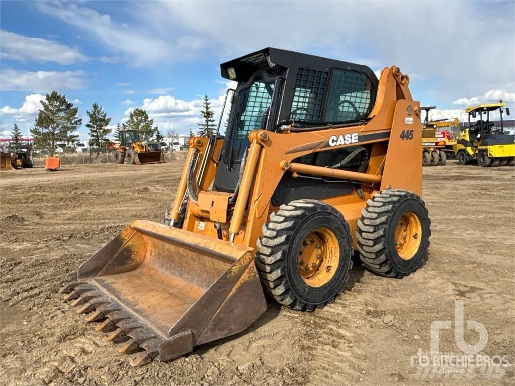 CASE 445 Skid Steer Loaders