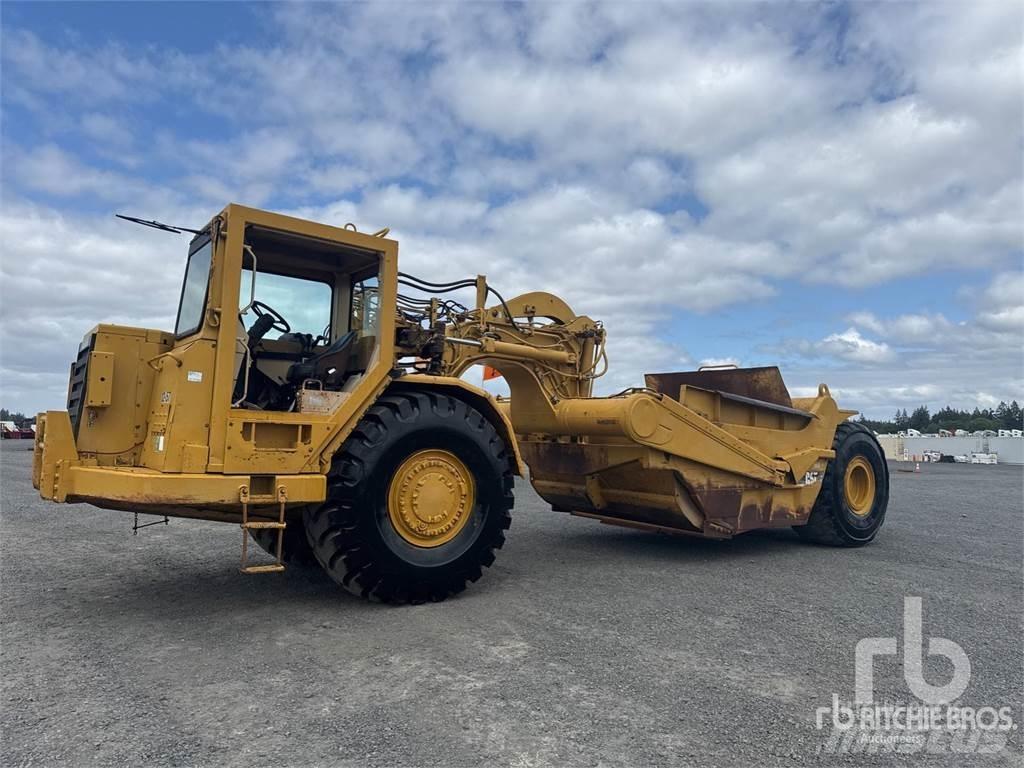 CAT 621F Scrapers