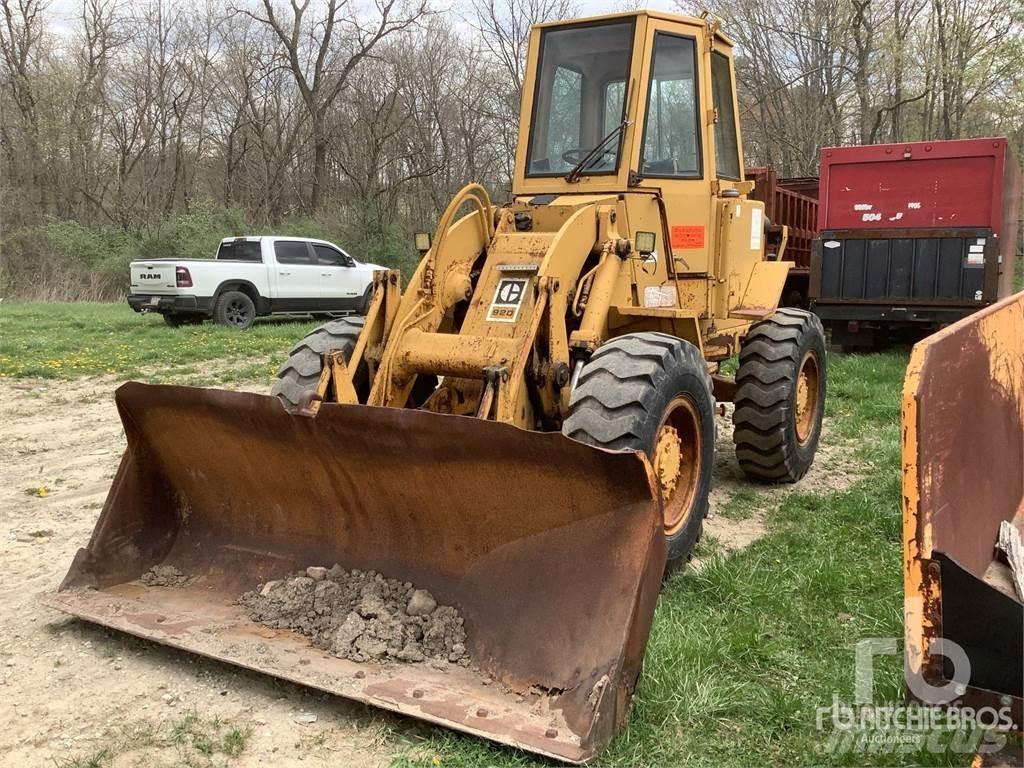 CAT 920 Wheel Loaders