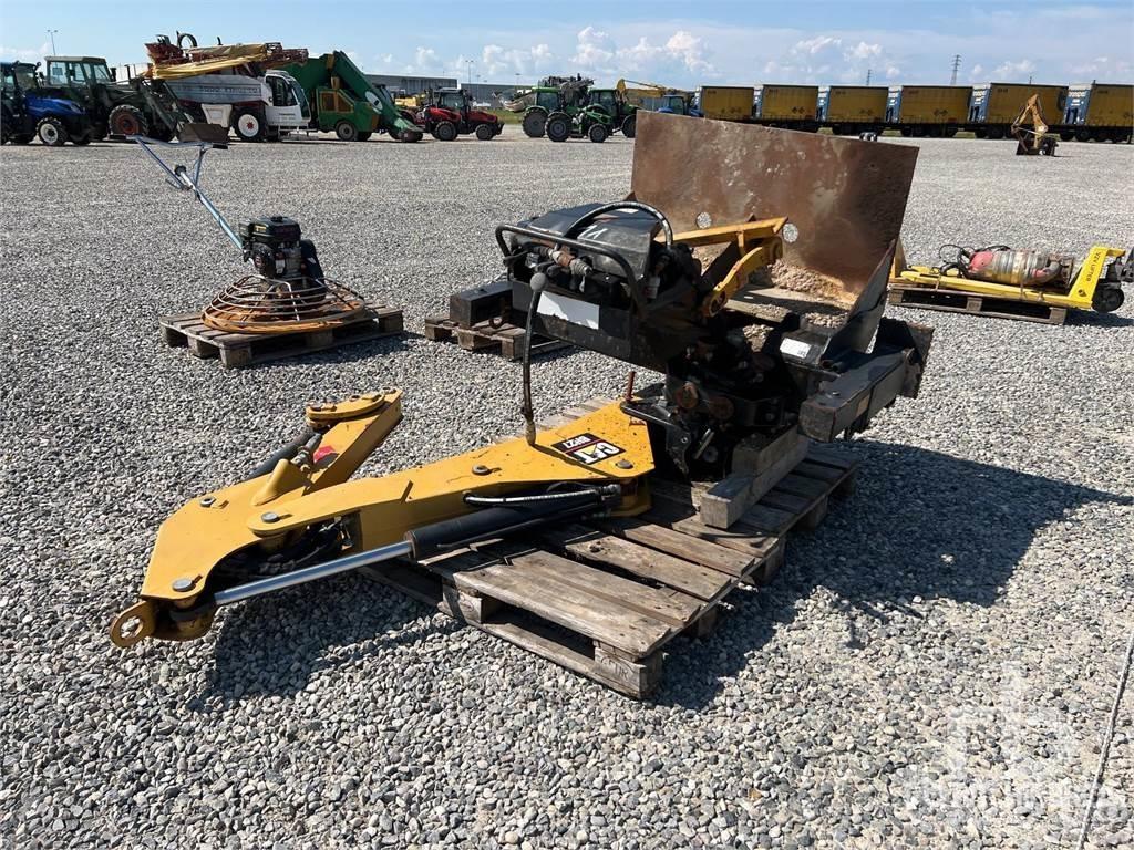 CAT BH27 Backhoes