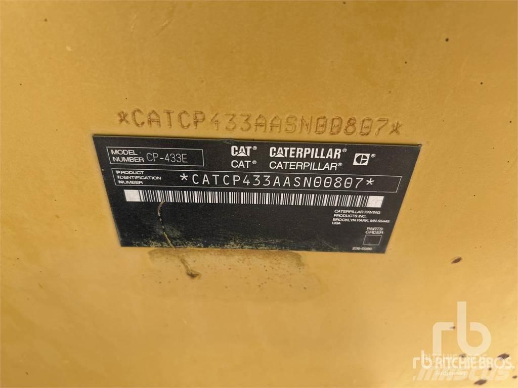 CAT CP433E Landfill compactors