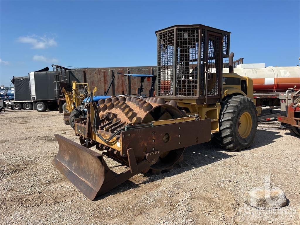 CAT CP563D Landfill compactors