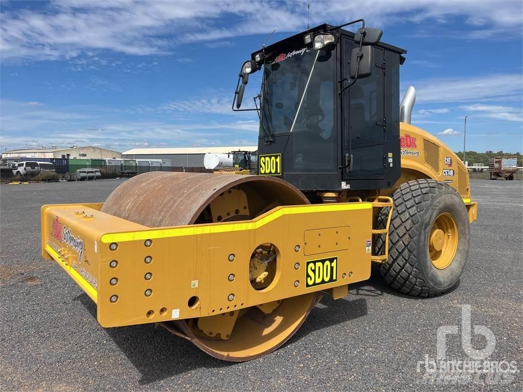 CAT CS74B Landfill compactors