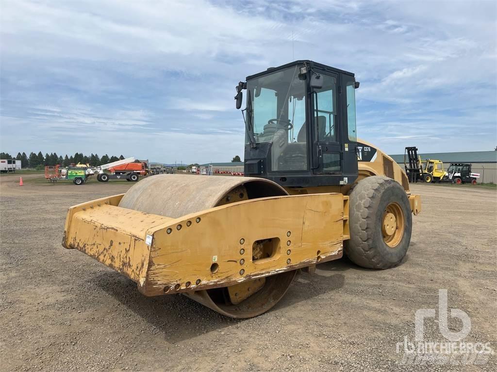CAT CS76XT Soil Compactors