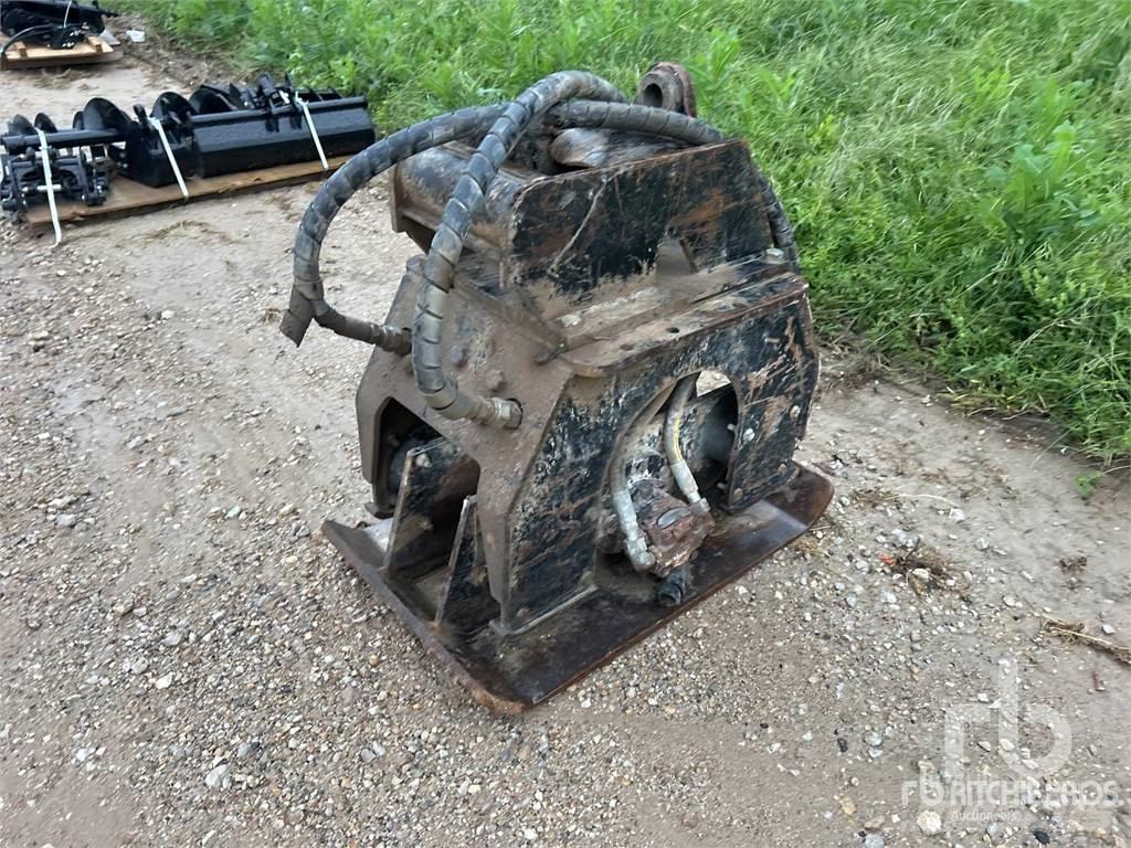 CAT CVP45 Plate Compactors
