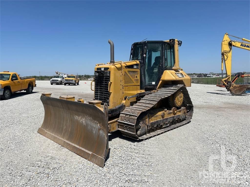 CAT D6N XL Crawler dozers