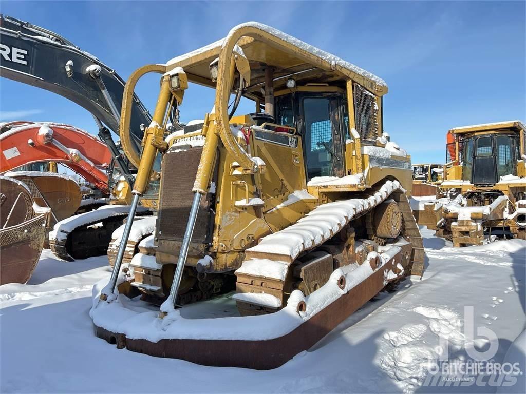 CAT D8T Crawler dozers