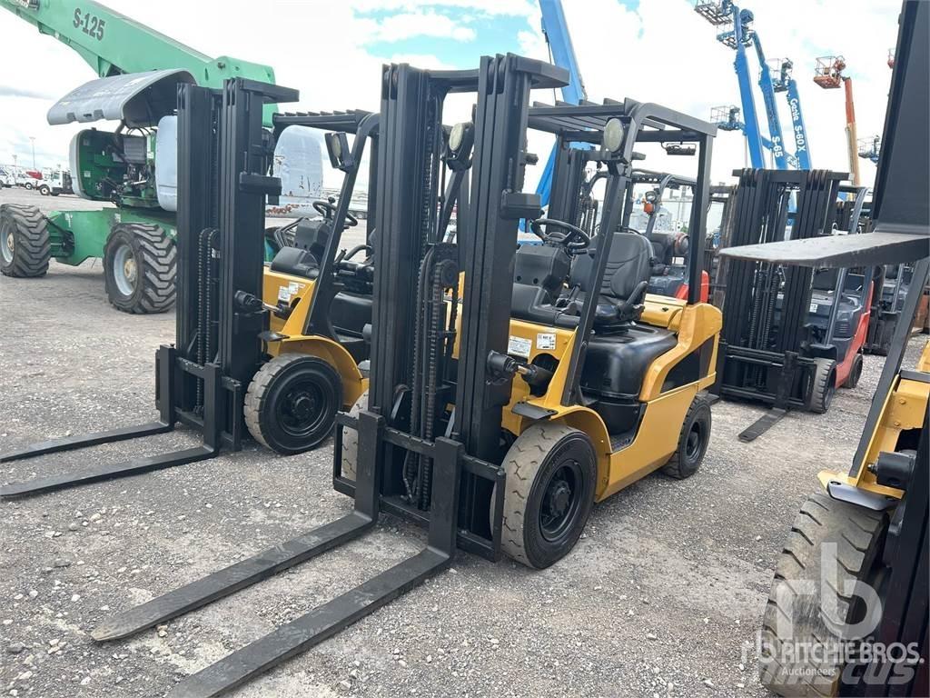 CAT DP25N Diesel Forklifts