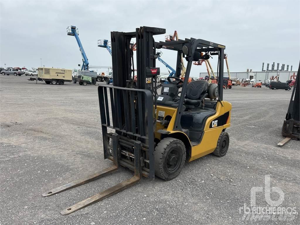 CAT GP25N Diesel Forklifts