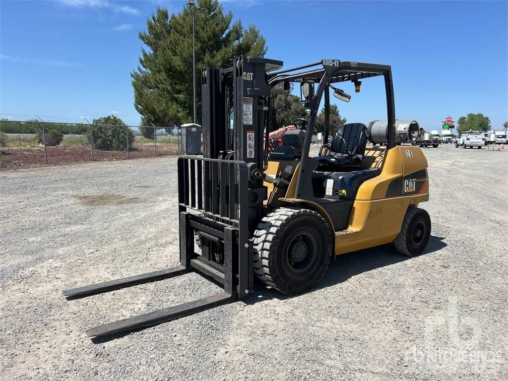 CAT P9000 Electric Forklifts