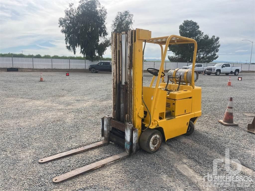 CAT T40B Diesel Forklifts