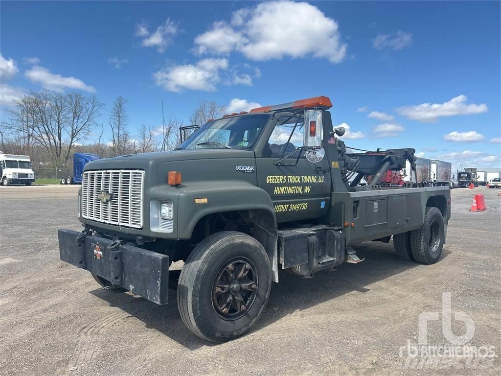 Chevrolet C7500 Winch trucks