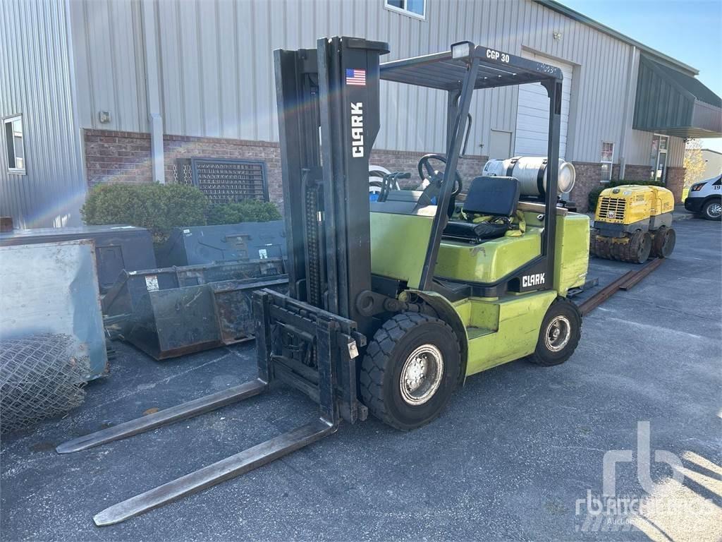 Clark CGP30 Diesel Forklifts