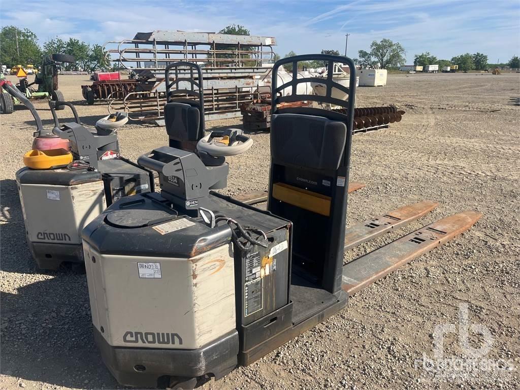 Crown PC4500-80 Pallet racks