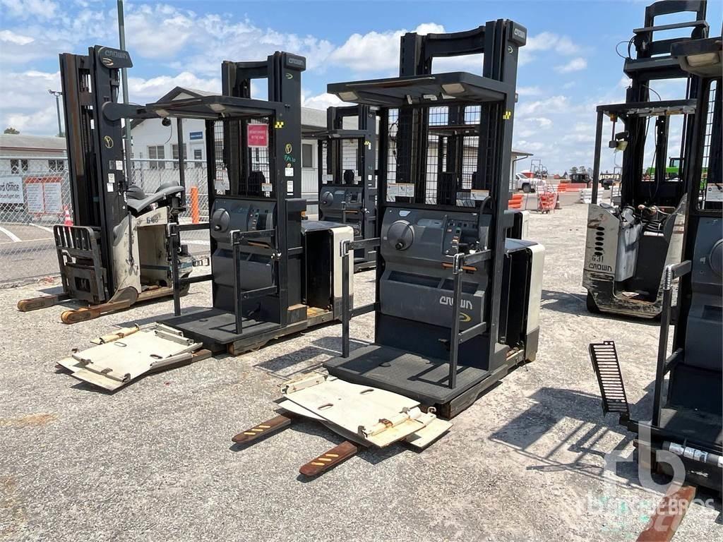 Crown SP3420-30 Electric Forklifts