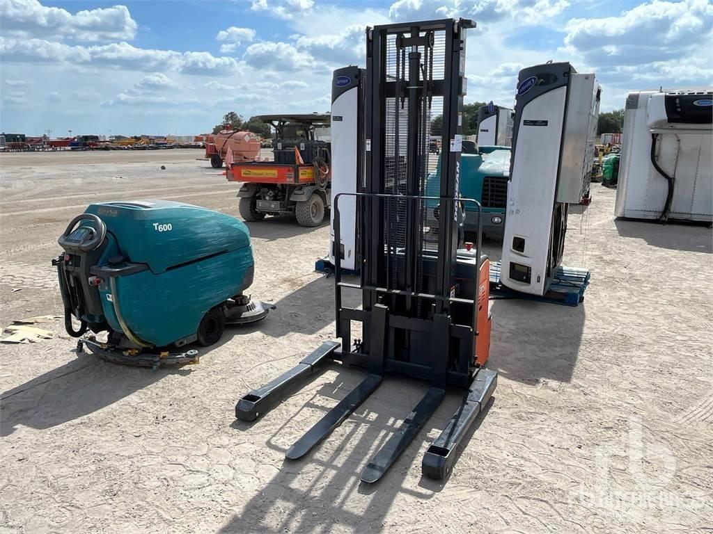 Doosan BWS17S-7 Electric Forklifts