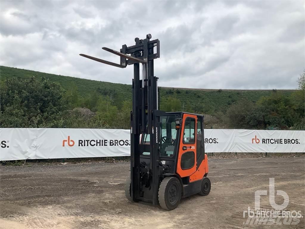Doosan G25P-5 Diesel Forklifts