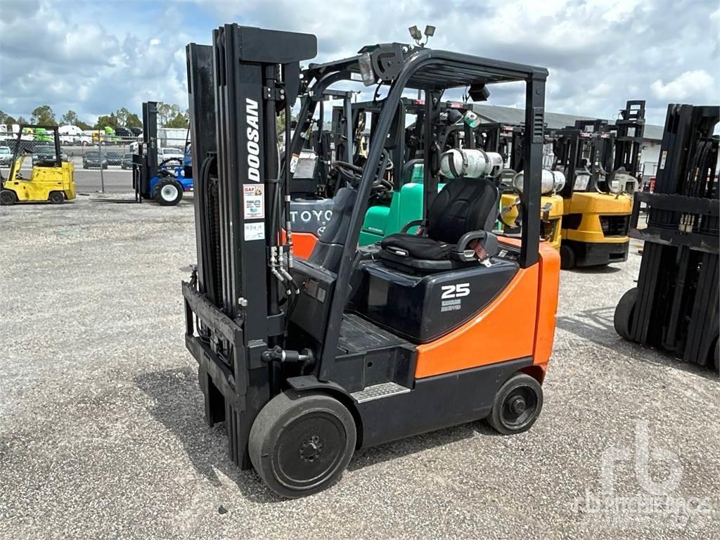 Doosan GC25E-3 Diesel Forklifts