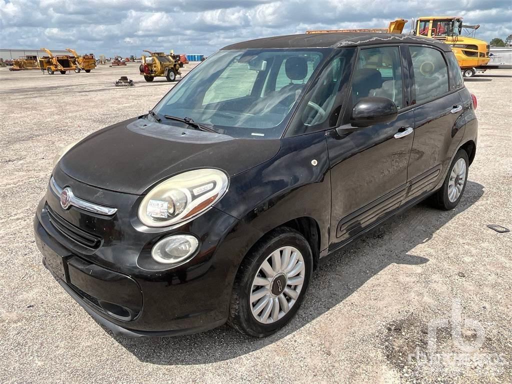 Fiat 500L Automobiles / SUVS