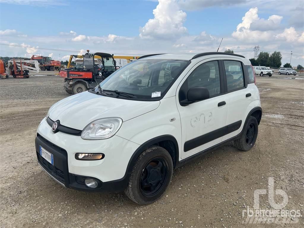 Fiat PANDA 4X4 Automobiles / SUVS