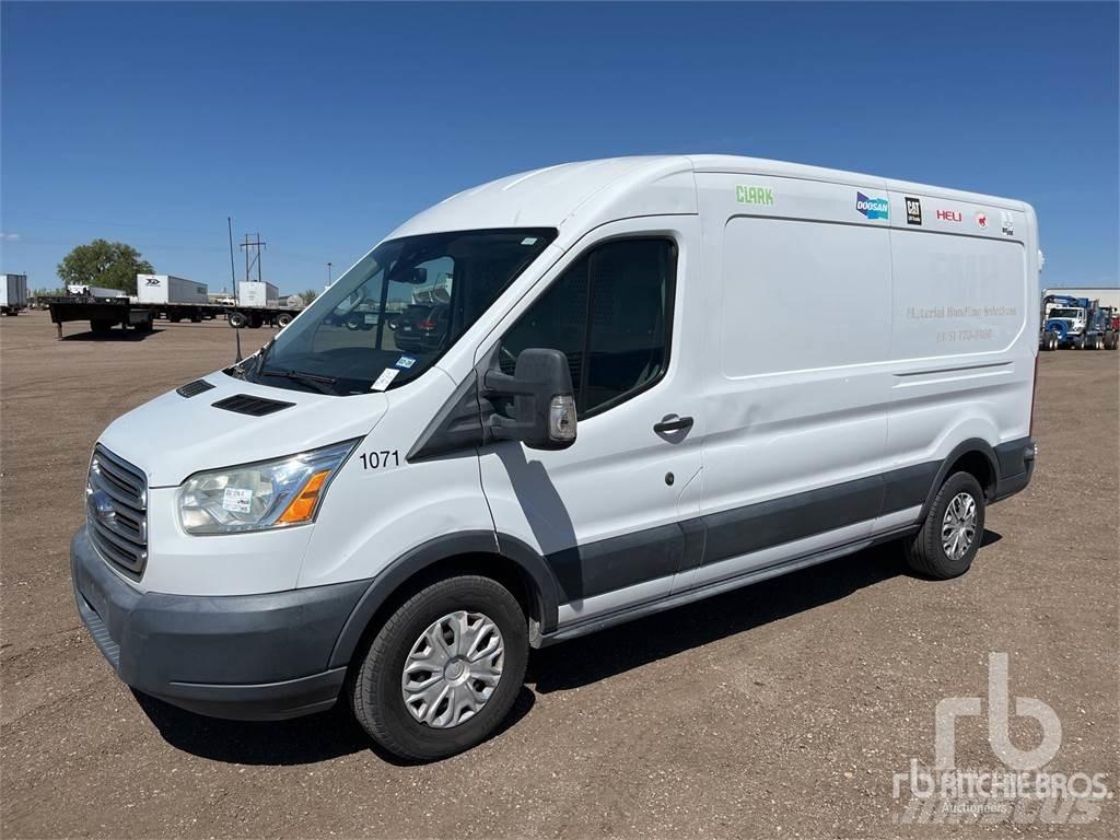 Ford E-350 Reefer Trucks