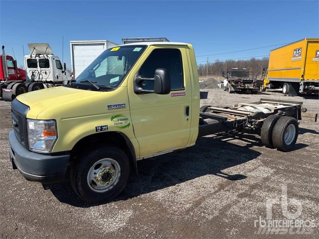 Ford E-450 Cab & Chassis Trucks