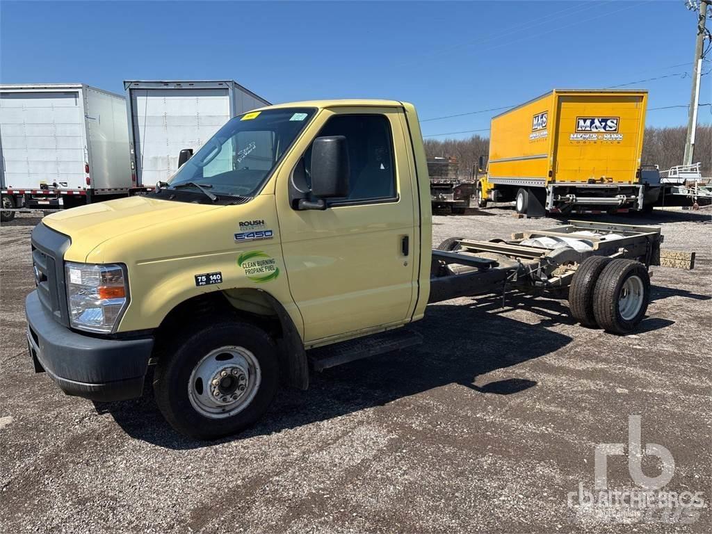 Ford E-450 Cab & Chassis Trucks