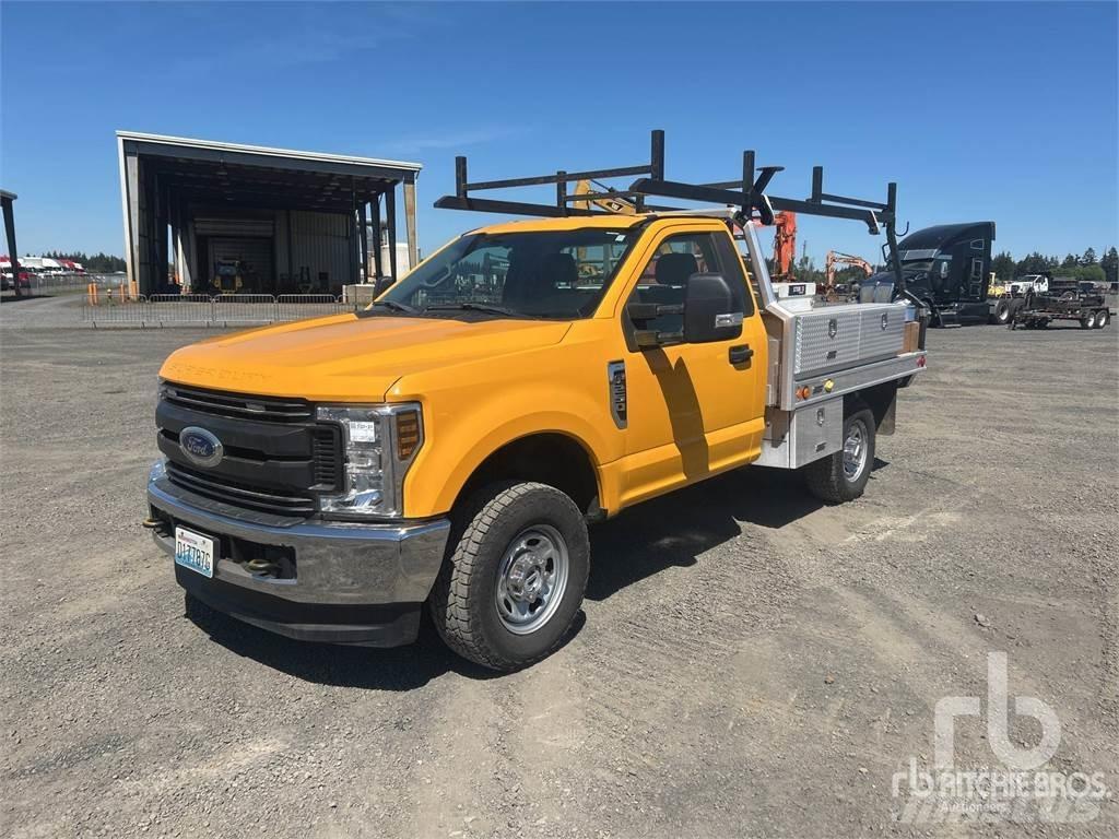 Ford F-250 Flatbed Trucks