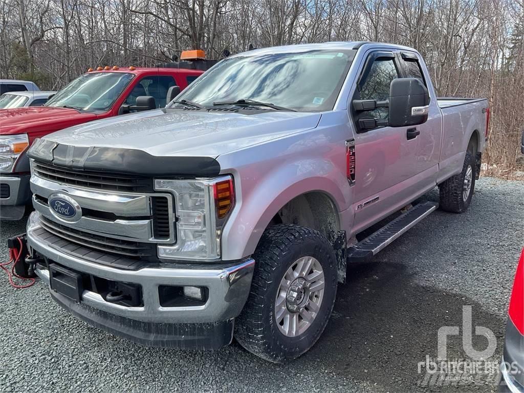 Ford F-250 Pickup Trucks