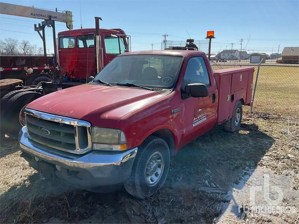 Ford F-250 Work Trucks / Municipal