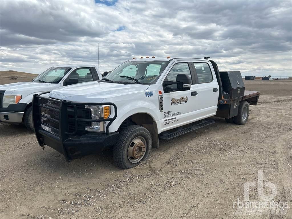 Ford F-350 Flatbed Trucks