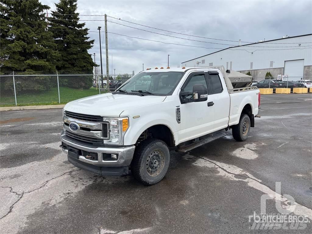Ford F-350 Pickup Trucks