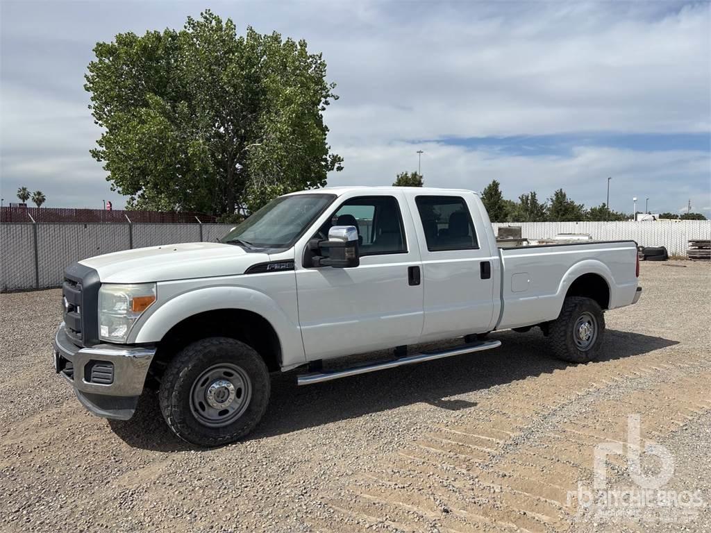 Ford F-350 Work Trucks / Municipal