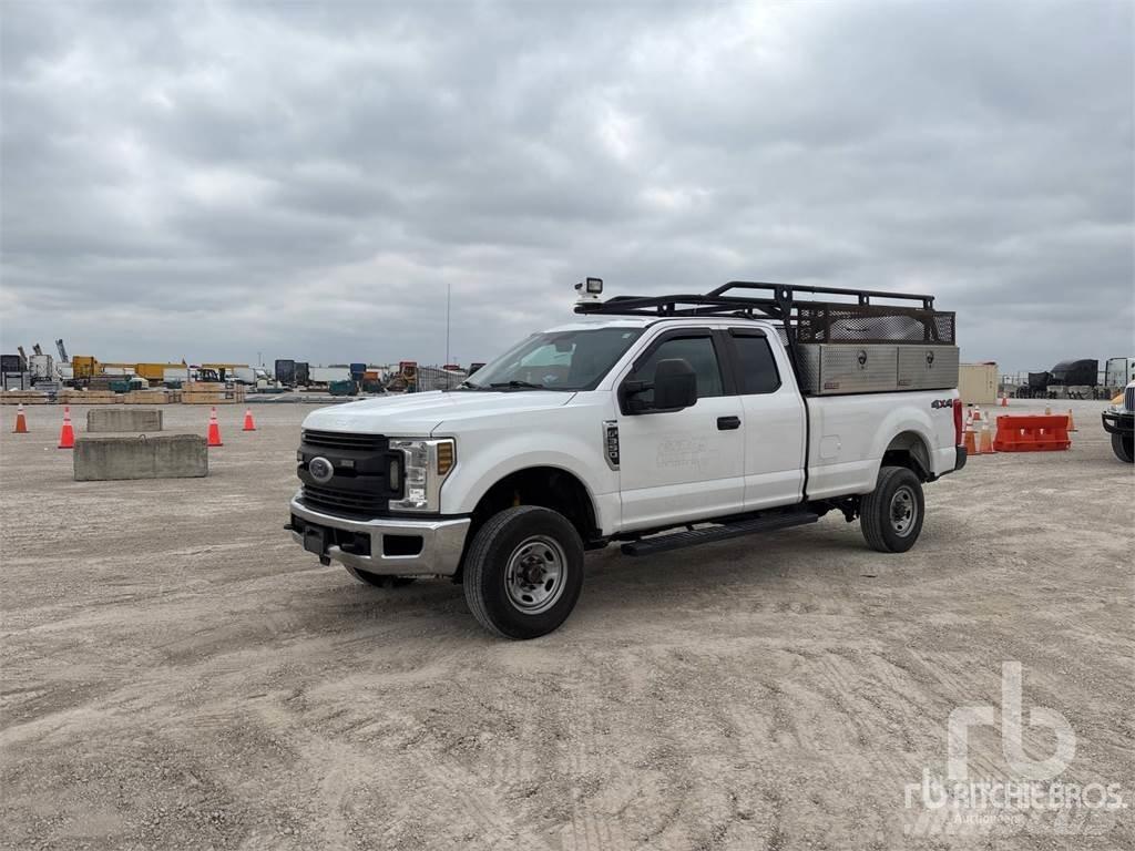 Ford F-350 Pickup Trucks