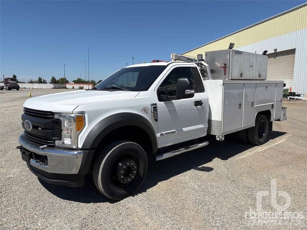 Ford F-550 Work Trucks / Municipal