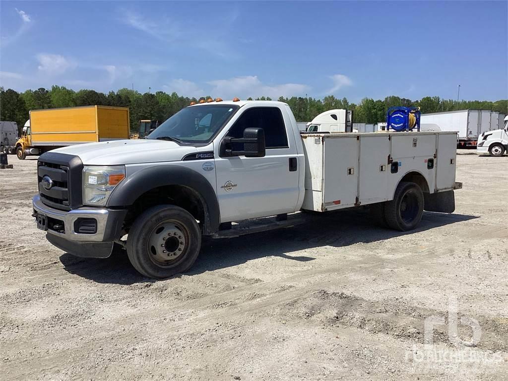 Ford F-550XL Work Trucks / Municipal
