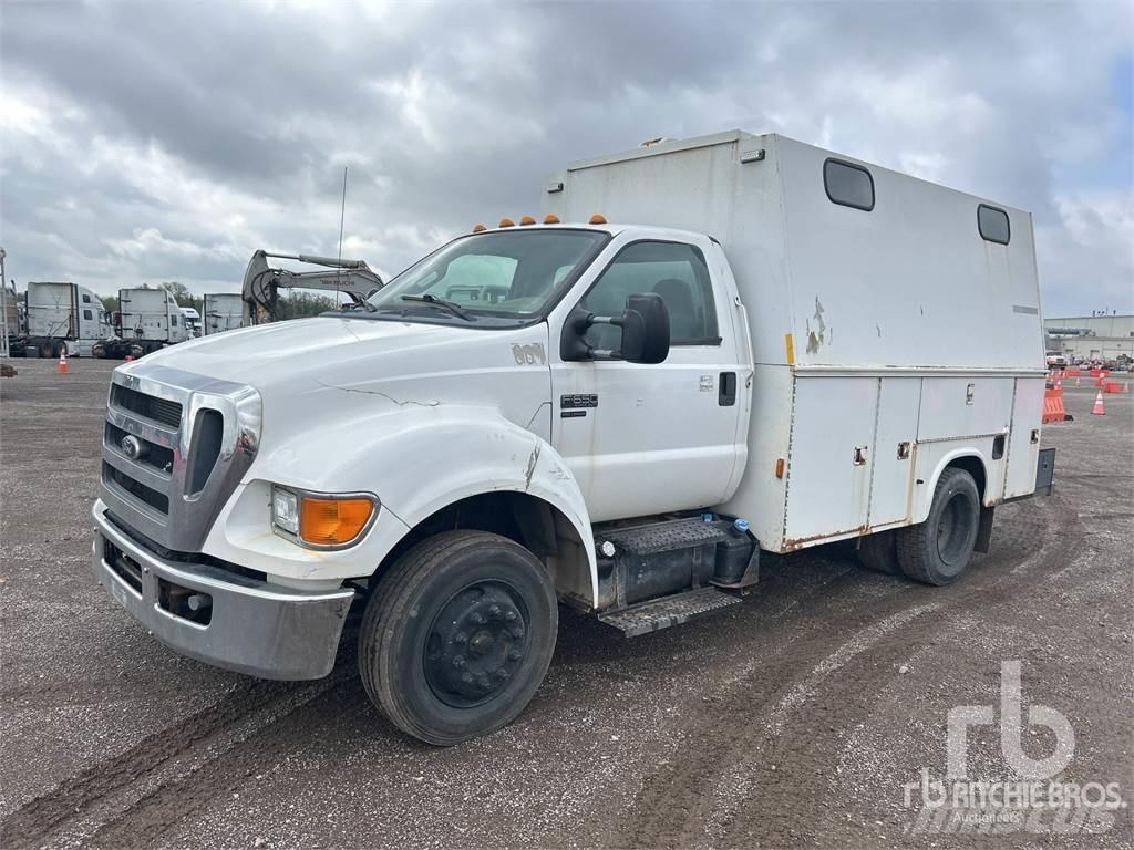 Ford F-650 Work Trucks / Municipal