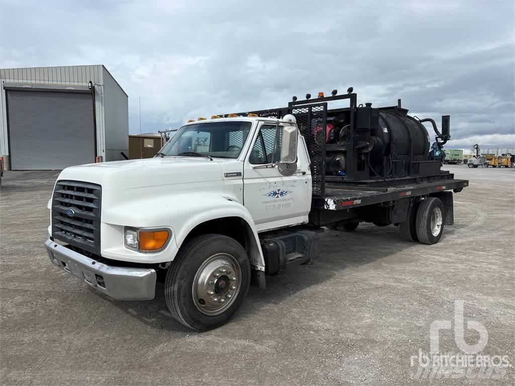 Ford F800 Asphalt and Tar Sprayers and Sealers