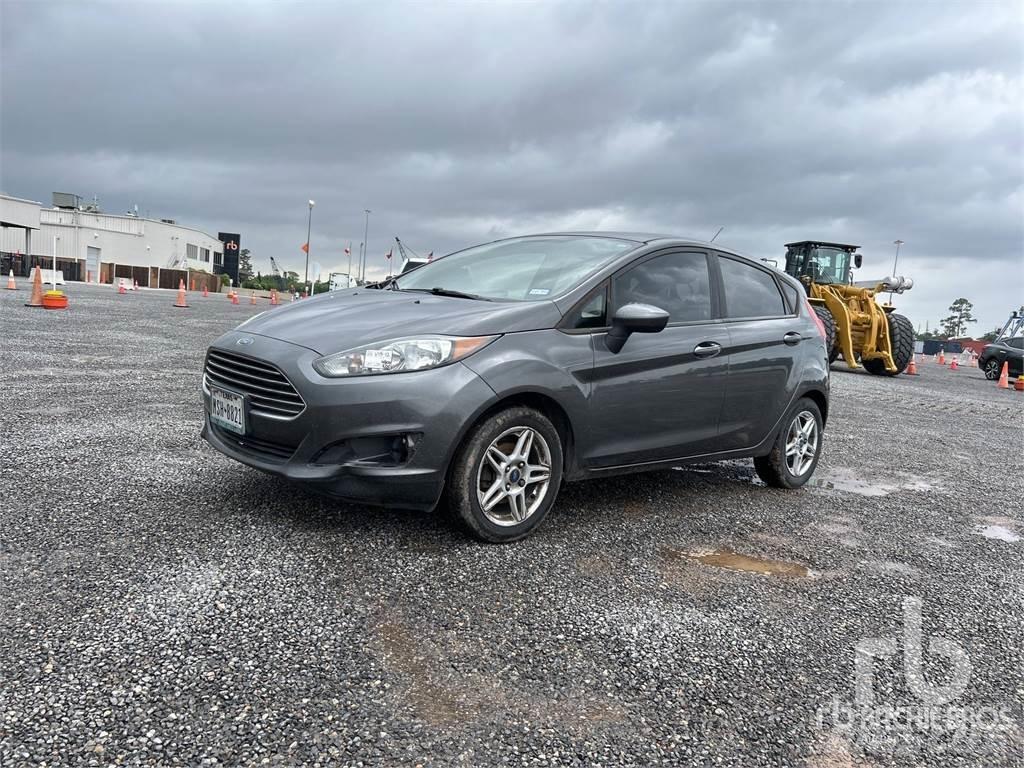 Ford FIESTA Automobiles / SUVS