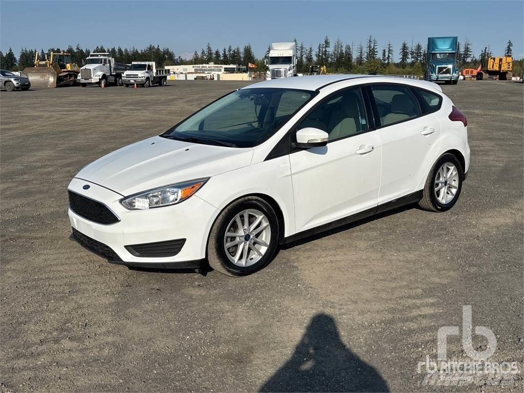 Ford FOCUS Automobiles / SUVS