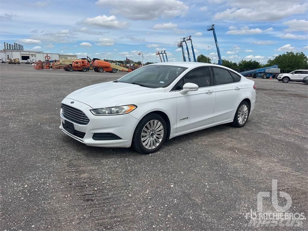 Ford FUSION Automobiles / SUVS