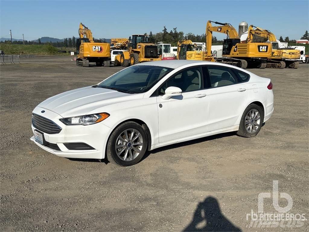 Ford FUSION Automobiles / SUVS