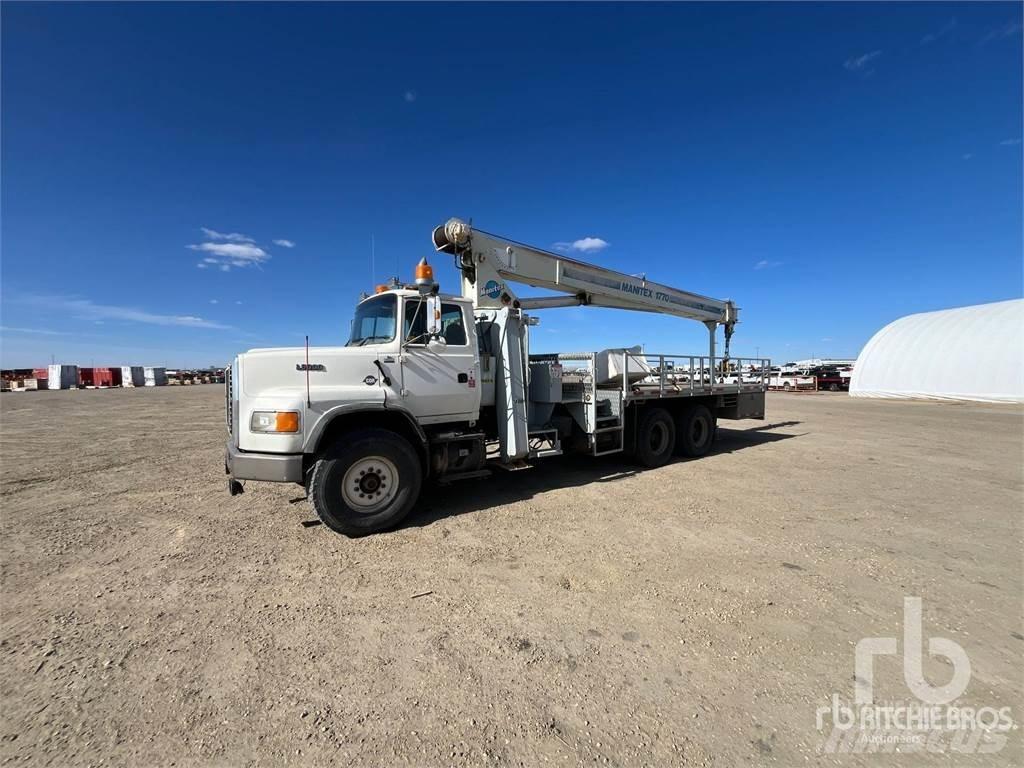 Ford L9000 Boom / Crane / Bucket Trucks